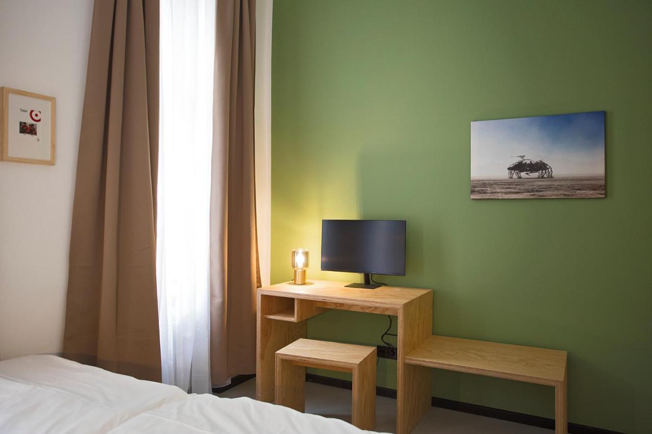 Schillinger-Berlin Am Tempelhofer Feld Aparthotel Екстериор снимка