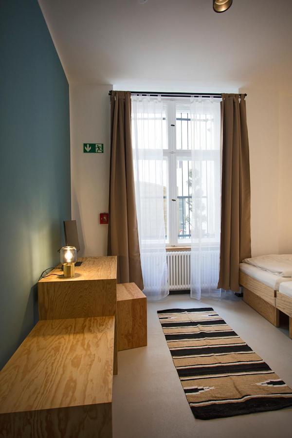 Schillinger-Berlin Am Tempelhofer Feld Aparthotel Екстериор снимка