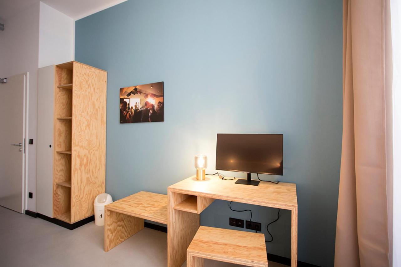Schillinger-Berlin Am Tempelhofer Feld Aparthotel Екстериор снимка
